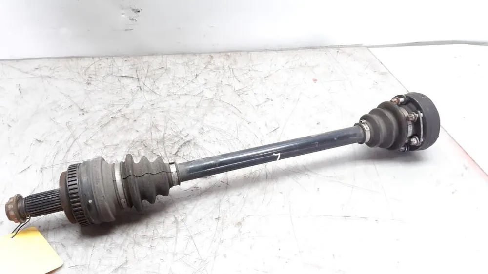 Antriebswellen und Gelenkwellen gebraucht BMW 1-ER (E87) (09/04-) Baujahr 2006 Knallerangebot