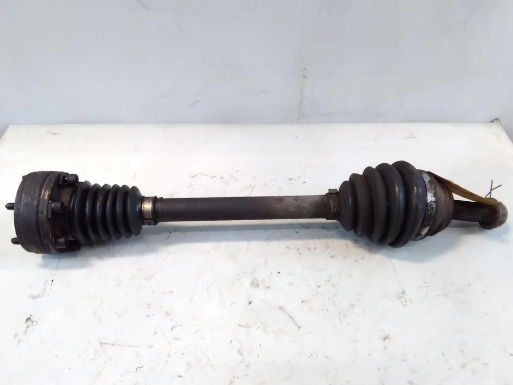 Bestpreis Antriebswellen und Gelenkwellen gebraucht VW POLO (6N/6KV AB 95) Baujahr 1995