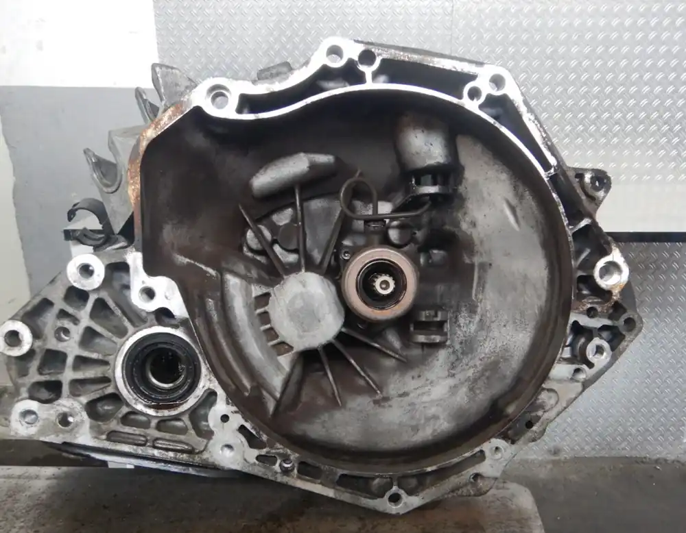 Getriebe und Differential gebraucht OPEL CORSA E Baujahr 2019 Direktkauf