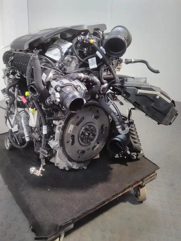 Motor Benzin gebraucht BMW X2 (F39 AB 11/2017) Baujahr 2022 Aktuell