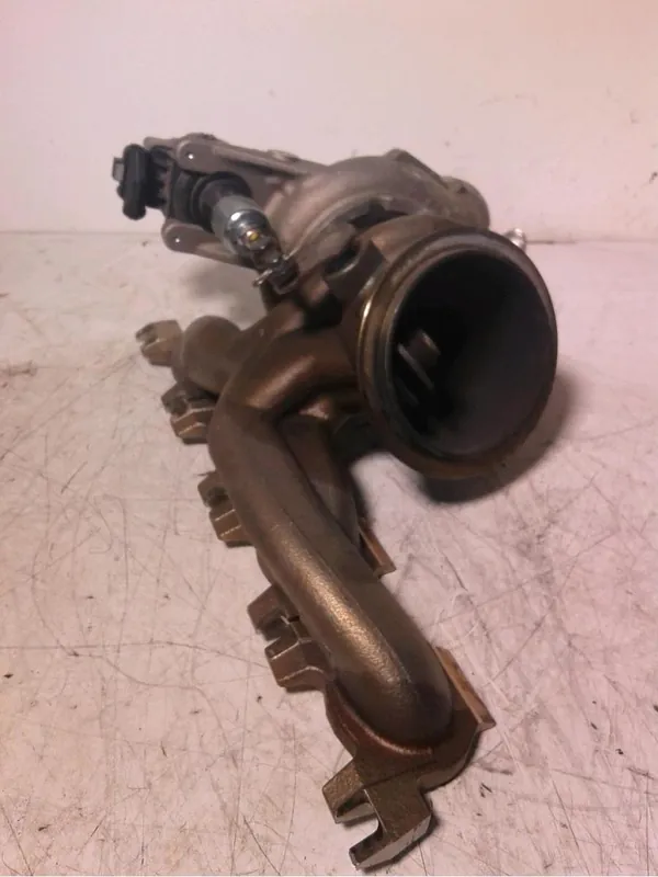 Markenware Turbolader und Luftzufuhr gebraucht BMW 2 -Series Coupe F22/F22N/F87/F87N ab 2014 - Baujahr 2015