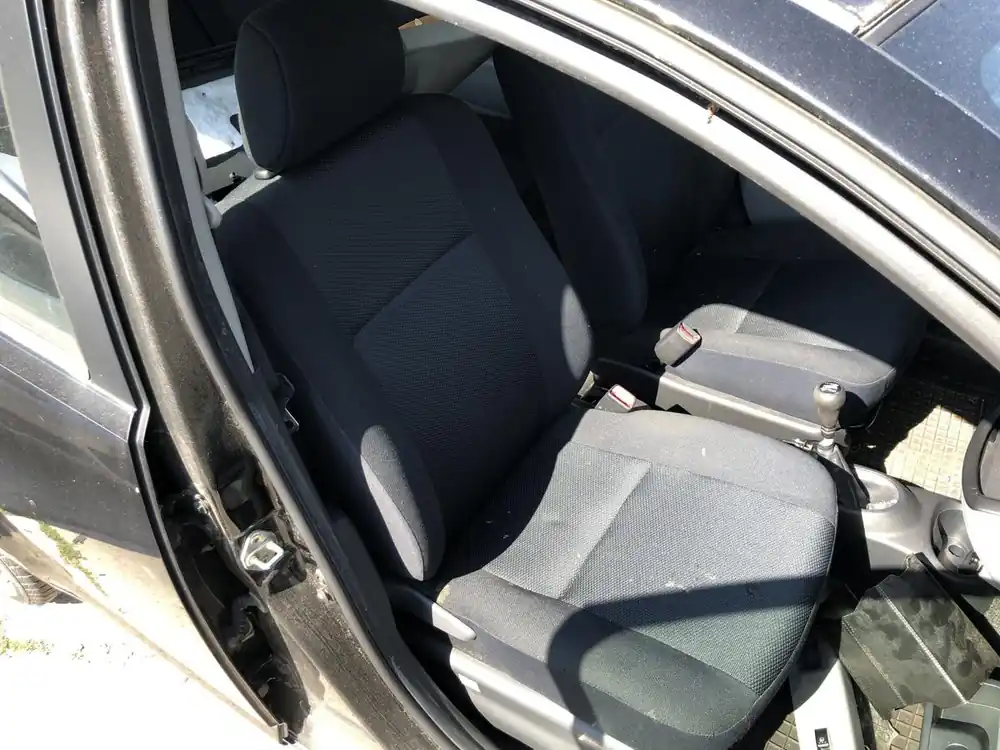 Top-Seller Sitze, Sitzbänke gebraucht SUBARU Justy 4 Baujahr 2009