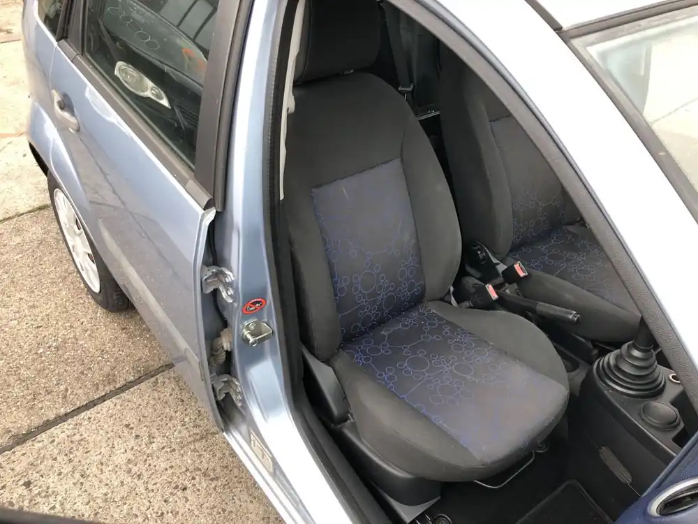 Neue Ware Sitze, Sitzbänke gebraucht FORD FIESTA (JD3/JH1) Baujahr 2007