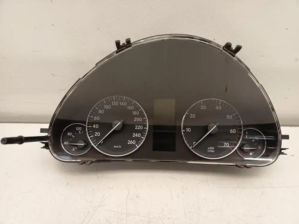Armaturen gebraucht MERCEDES-BENZ C180-C55AMG (W/S203) Baujahr 2004 Top-Preis