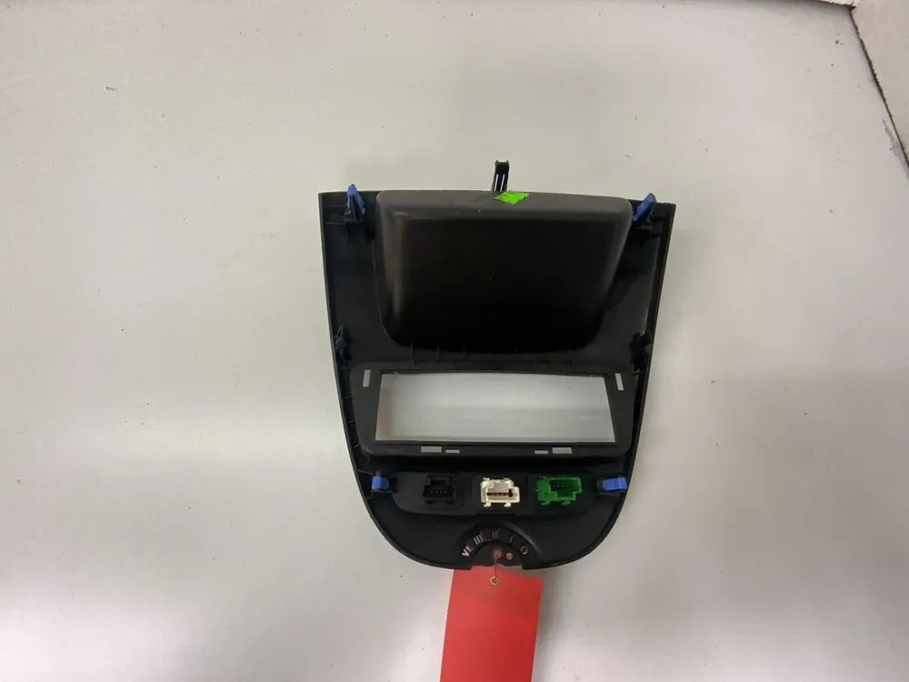 Versand Am Gleichen Tag Armaturen gebraucht TOYOTA AYGO KGB10/WNB10 Baujahr 2012