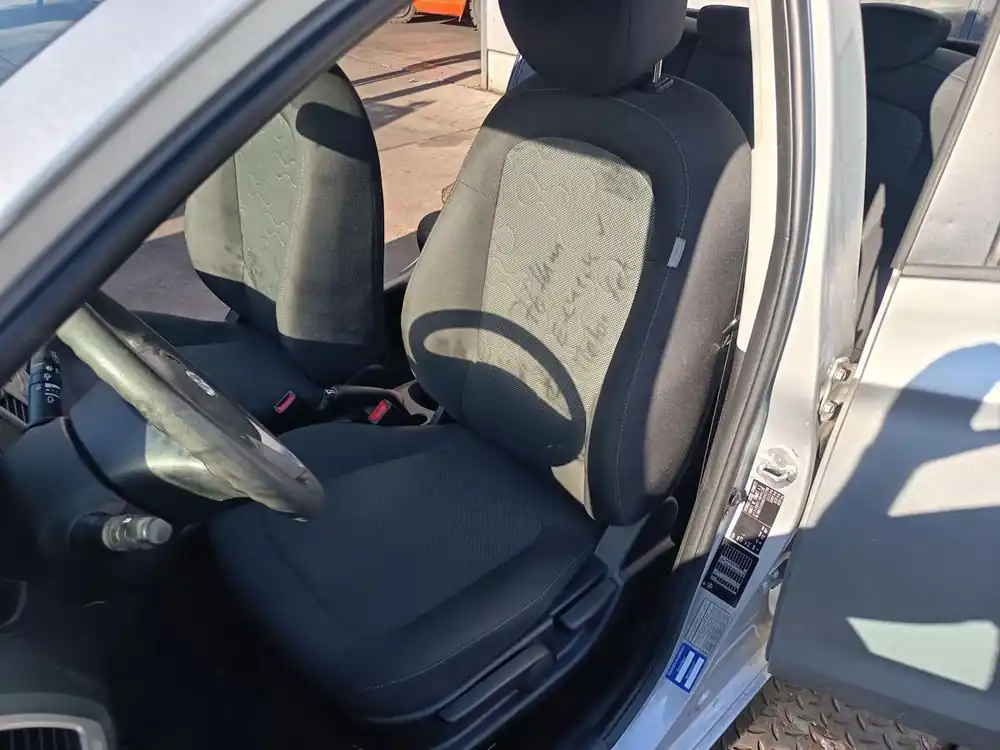 Bestpreis Sitze, Sitzbänke gebraucht HYUNDAI I20 (PB) Baujahr 2011