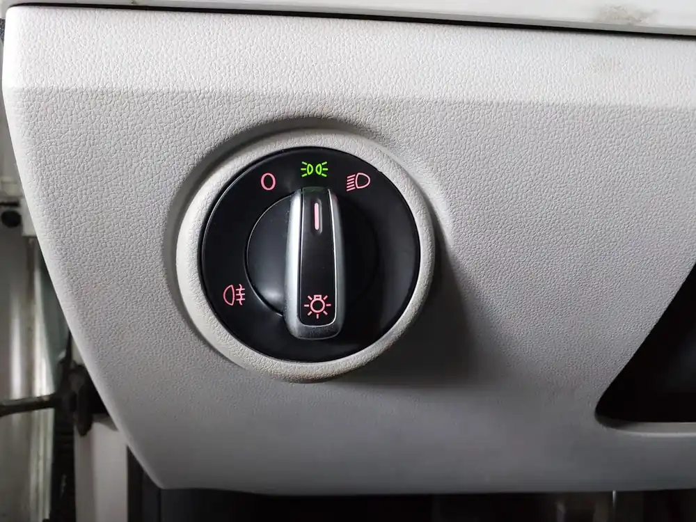 Schnäppchen Armaturen gebraucht SEAT Mii Baujahr 2013