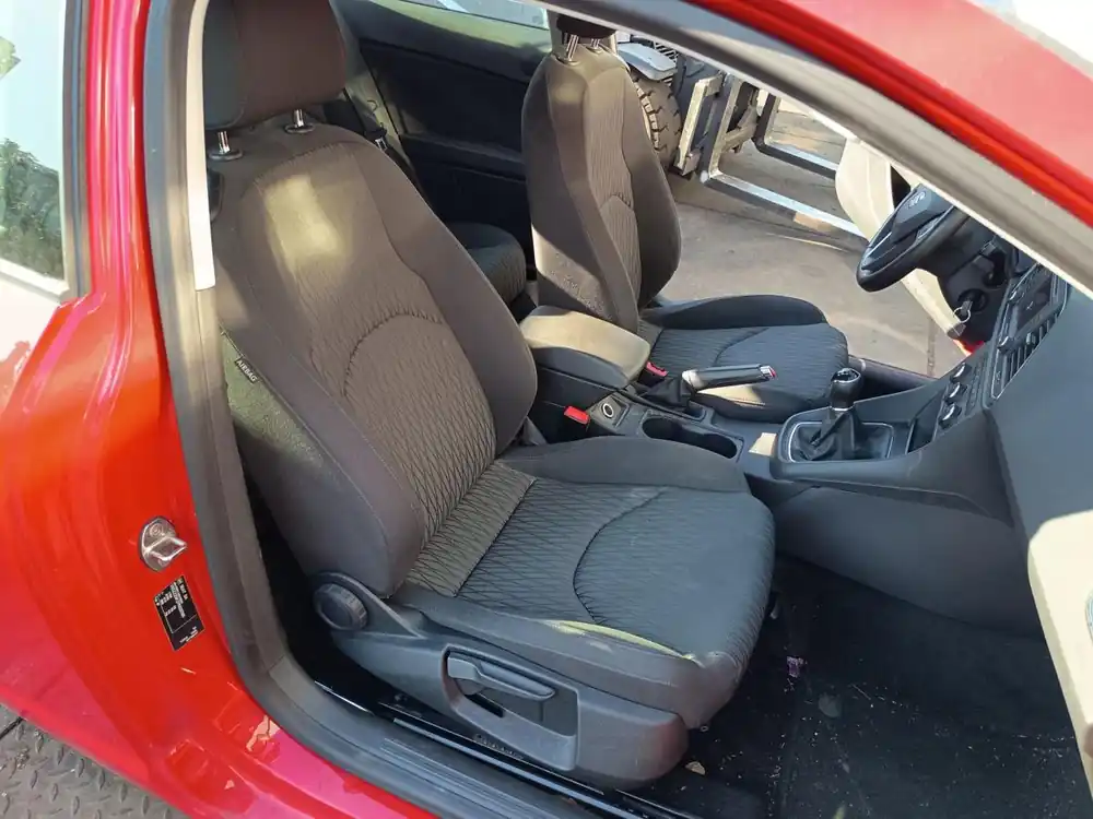 Nur Für Kurze Zeit Sitze, Sitzbänke gebraucht SEAT LEON (5F) Baujahr 2014