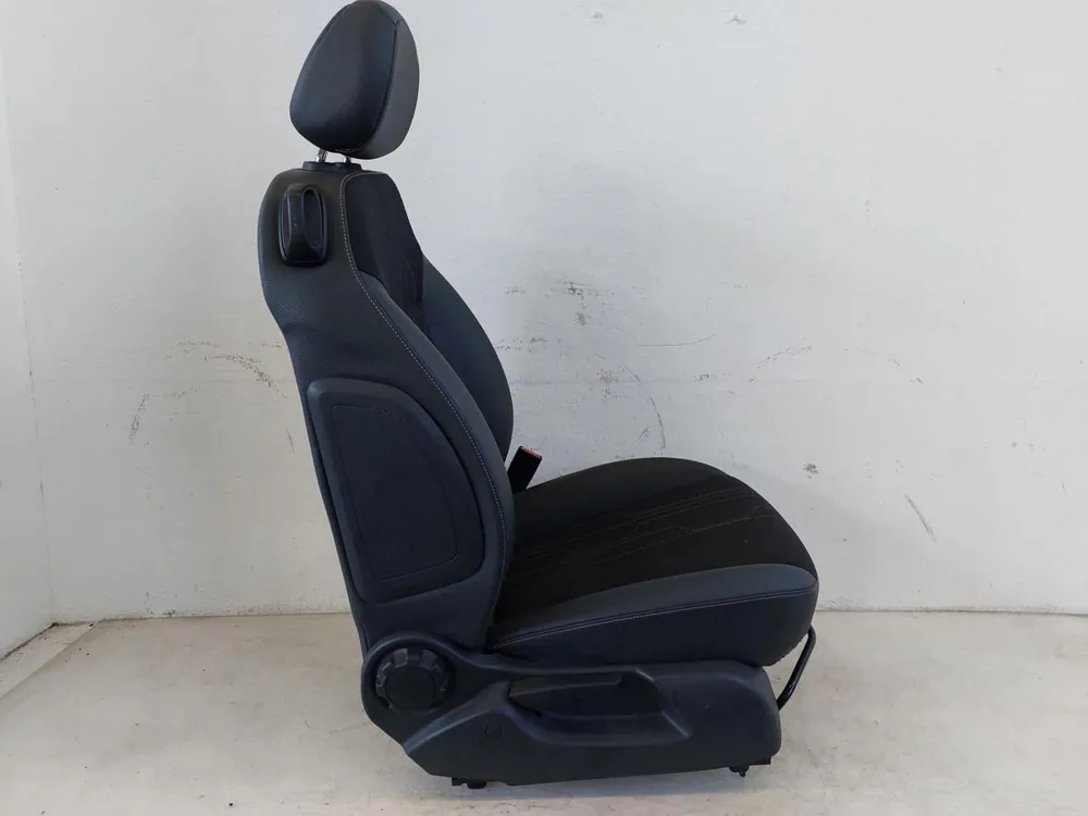 Sitze, Sitzbänke gebraucht OPEL CORSA D AB 10/06 Baujahr 2012 Markenware