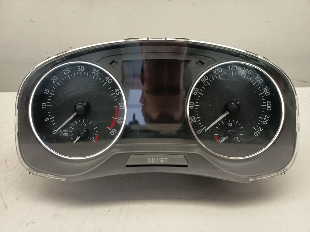 Armaturen gebraucht SKODA RAPID (NH, 08/12-) Baujahr 2016 Markenprodukt