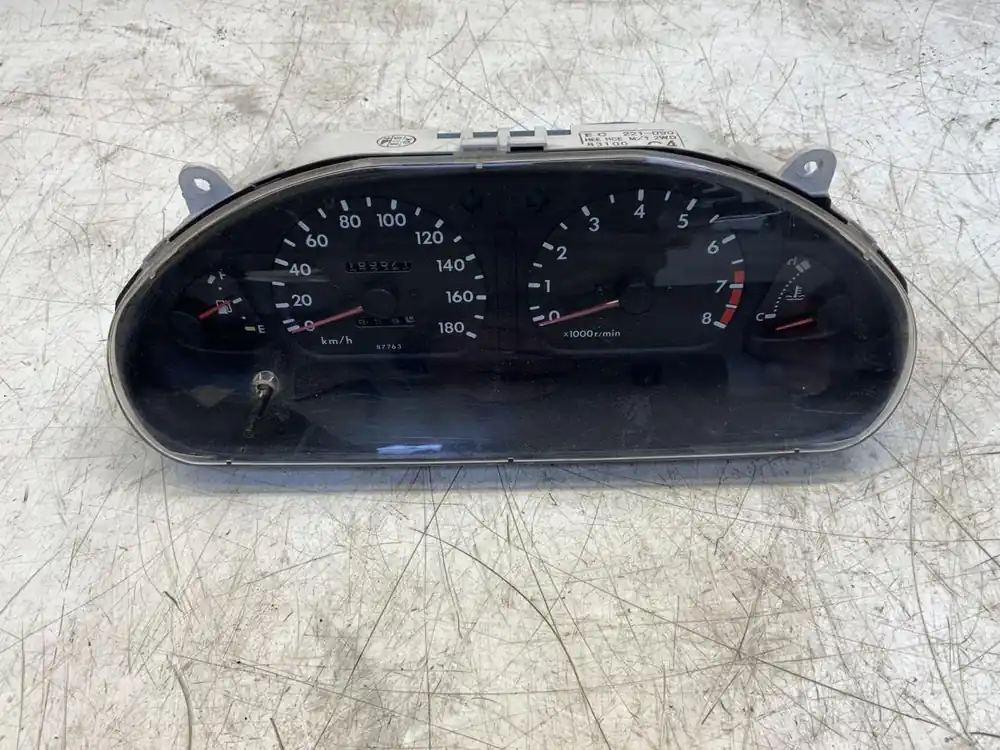 Günstig Innenausstattung gebraucht DAIHATSU CUORE L2 AB 02/03 Baujahr