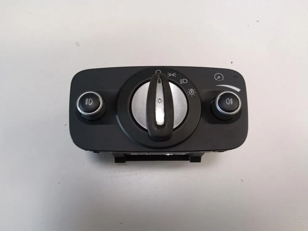Schnäppchen Armaturen gebraucht FORD MONDEO (BA7, 05/07-) Baujahr 2011