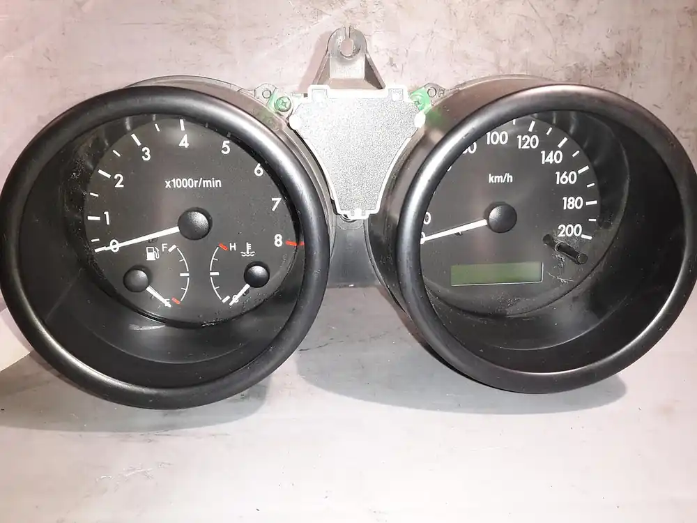 Armaturen gebraucht CHEVROLET-DAEWOO KALOS (AB 09/02) Baujahr 2006 Kracherpreis