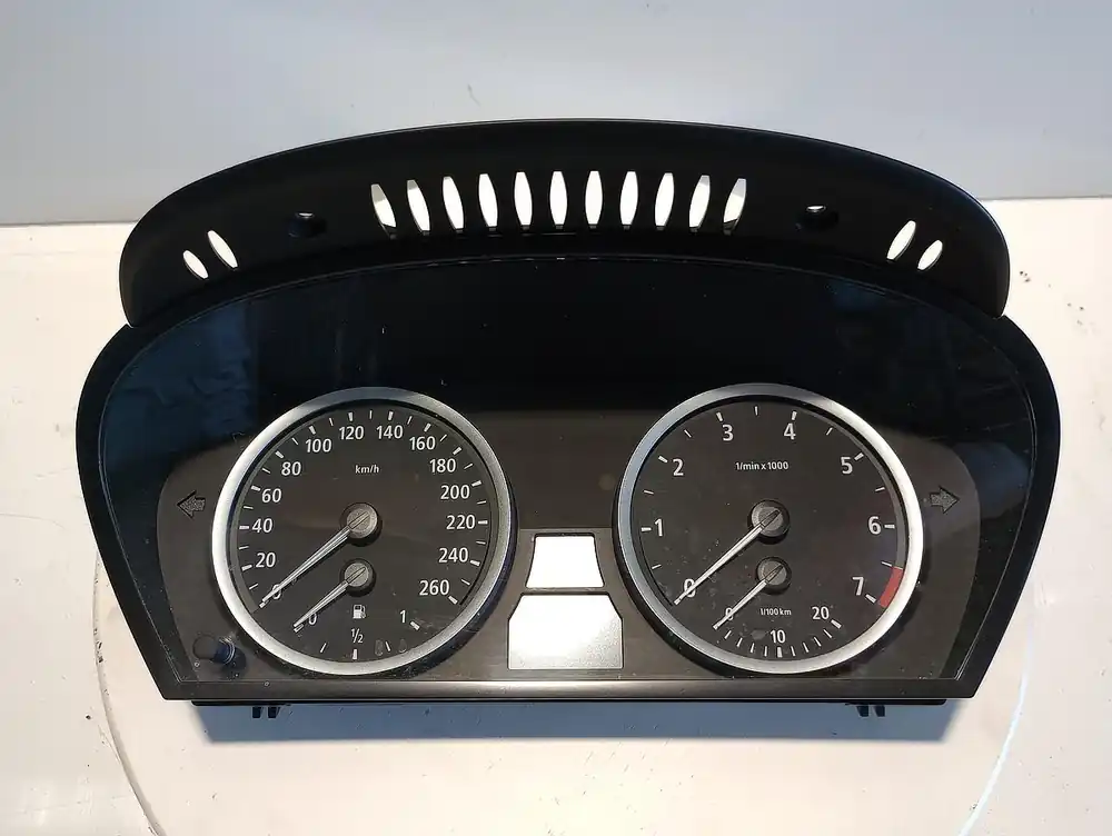 Bestpreis Armaturen gebraucht BMW 5-ER (E60,E61) Baujahr 2005
