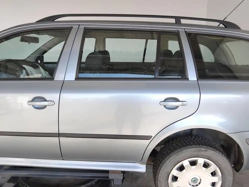 Türen gebraucht SKODA OCTAVIA LIM/COMBI Baujahr 2002 Heißes Angebot