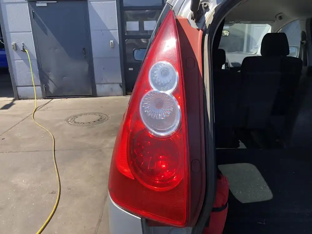 Expressversand Sonstiges gebraucht MAZDA 5 (CR) AB 08/2005 Baujahr 2006