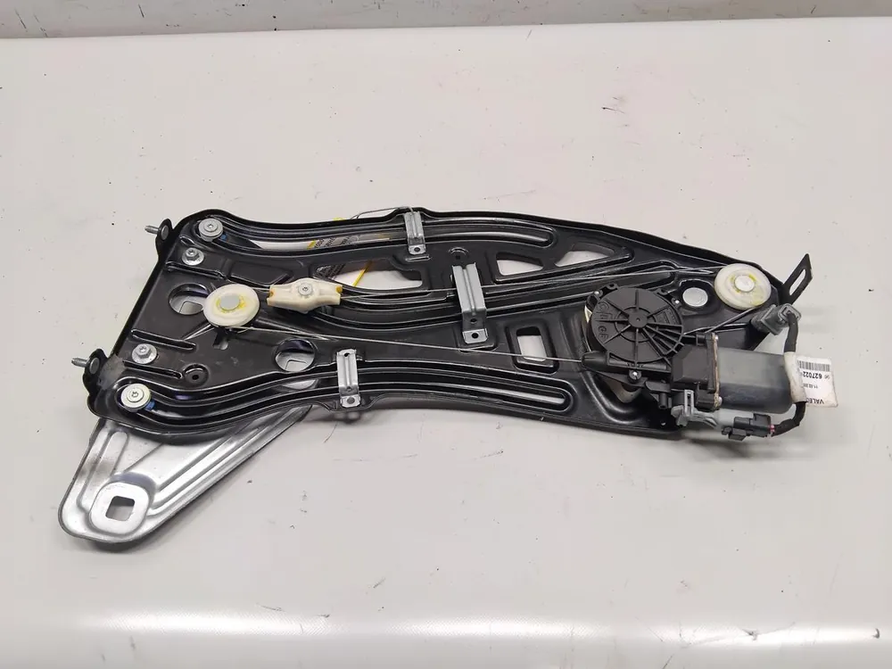 Sonstiges gebraucht PEUGEOT 207 CC (WB) AB 03/07 Baujahr 2009 Zertifiziert